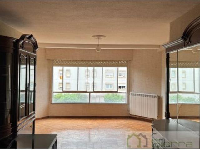 Piso en venta en Sarria