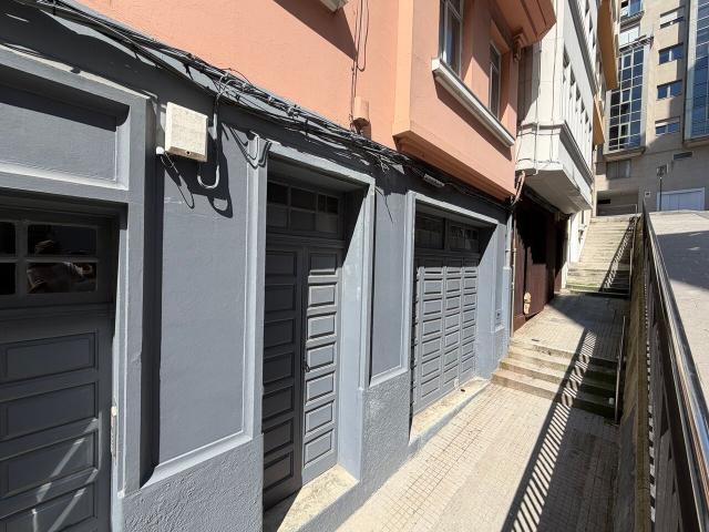 Piso en venta en Os Mallos, A Coruña
