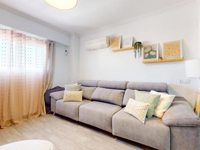 Piso en venta en Las Cuevas de San Joaquín, Almería