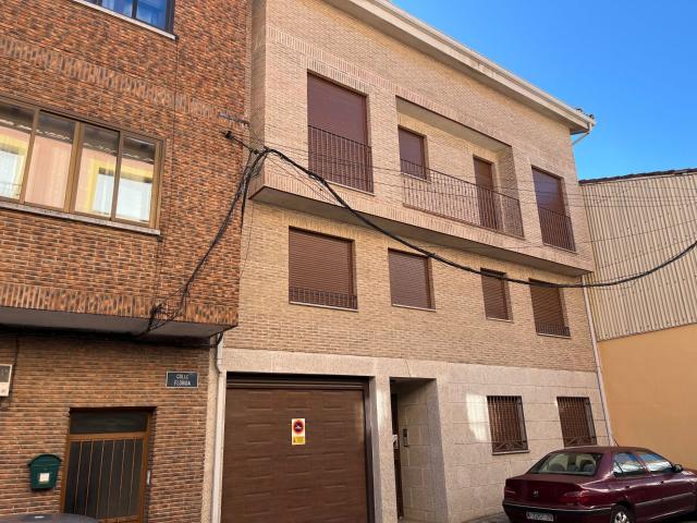Piso en venta en Arenas De San Pedro, Castilla y León