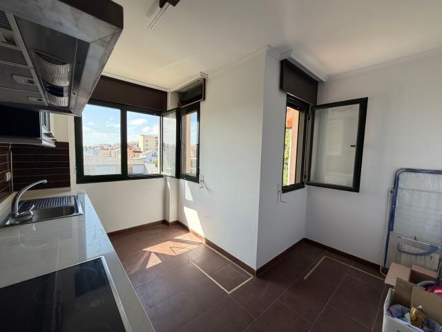 Piso en venta en Ares, Ferrol