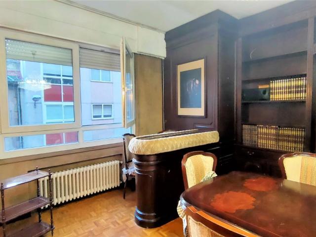 Piso en venta en Centro, Ourense