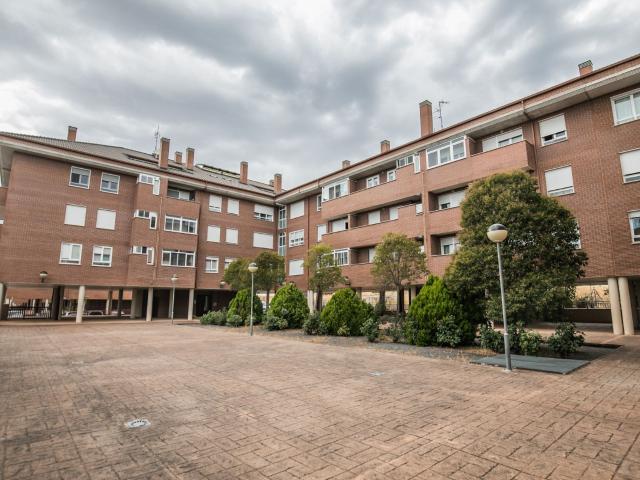 Piso en venta en Ávila, Castilla y León