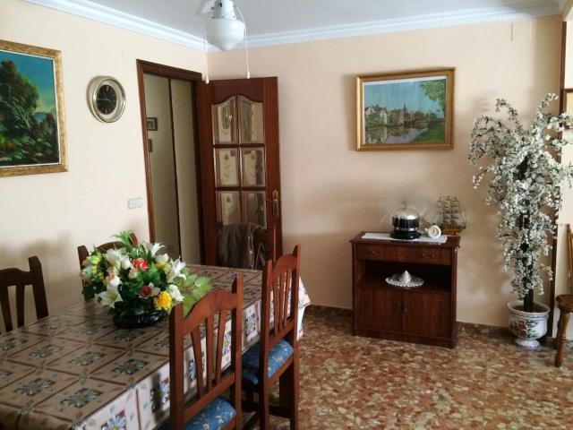 Piso en venta en Cabra, Andalucía