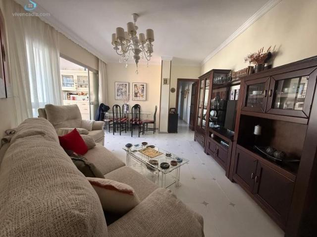 Piso en venta en Barrio Astilleros, Bahía de Cádiz