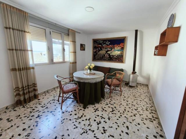 Piso en venta en Carboneras de Guadazaón, Cuenca