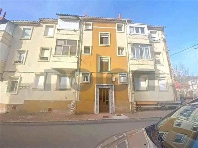 Piso en venta en Cistierna, León