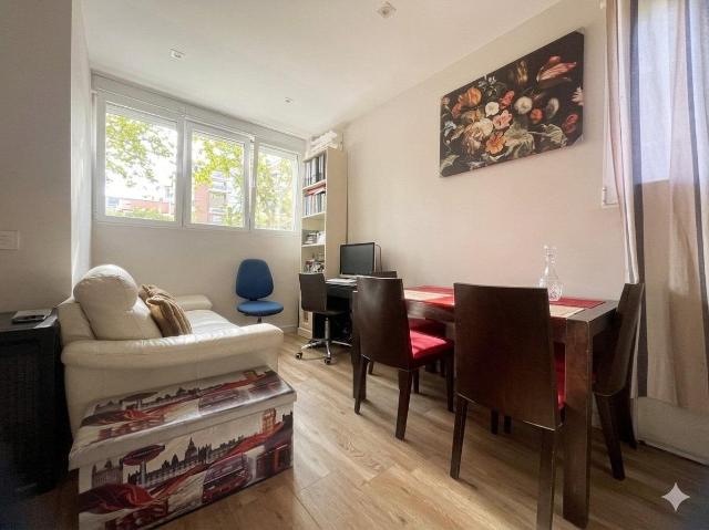 Piso en venta en Pueblo Nuevo, Madrid