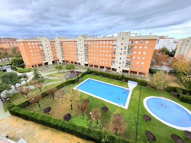 Piso en venta en Sevilla, San José Obrero