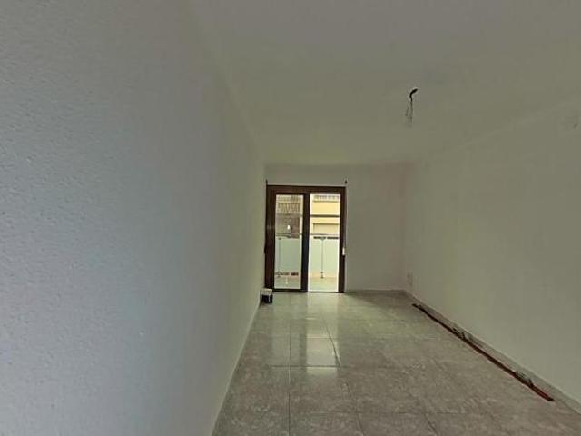 Piso en venta en Santa Coloma De Gramenet, Llatí