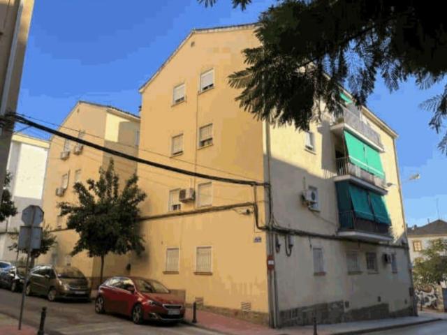 Piso en venta en Linares