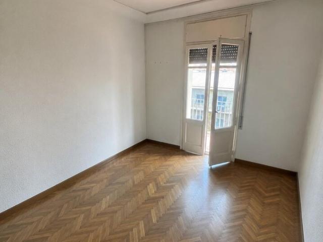 Piso en venta en Universidad, Zaragoza