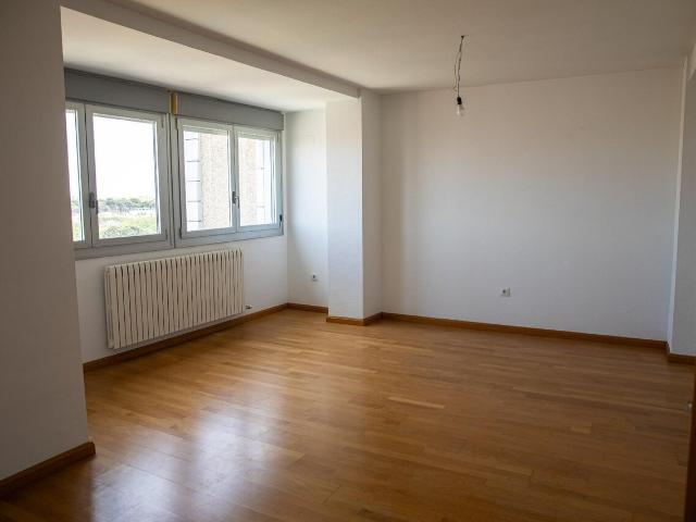 Piso en venta en Universidad, Zaragoza