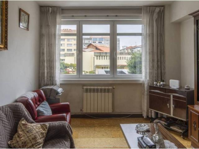 Piso en venta en Sagrada Familia, A Coruña