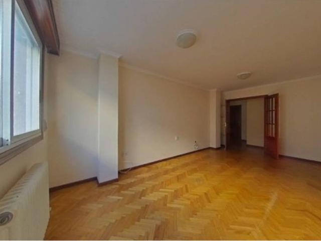 Piso en venta en Vilaescusa, Barbadás