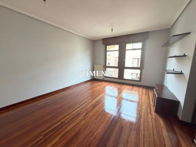 Piso en venta en Zelaieta, Abadiño