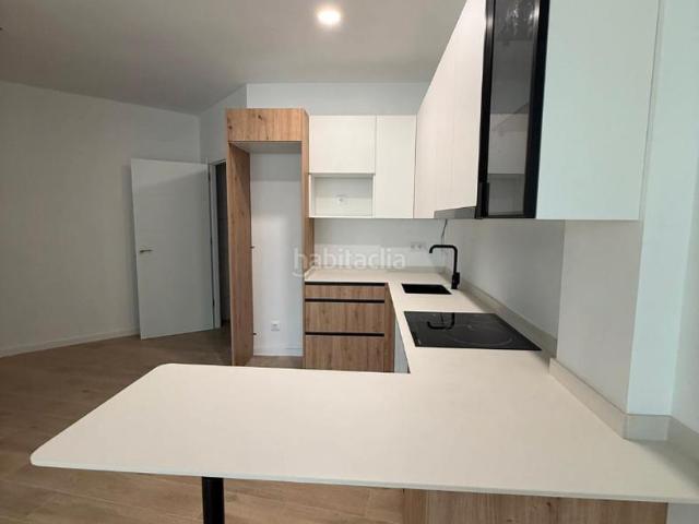 Piso en venta en Abrera