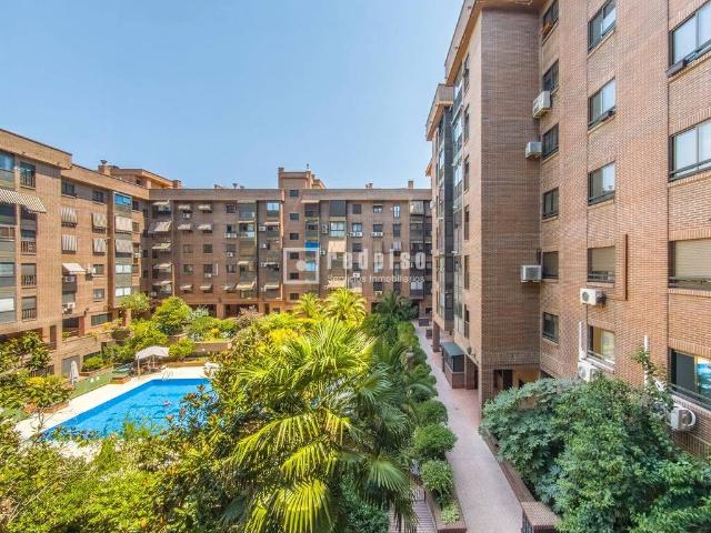Piso en venta en Madrid, Cortes