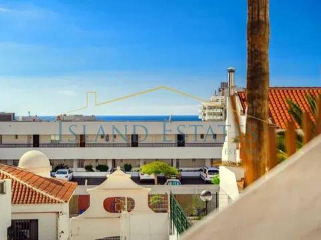 Piso en venta en San Eugenio Bajo, Adeje