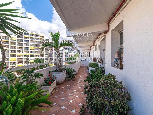 Piso en venta en La Postura, Adeje