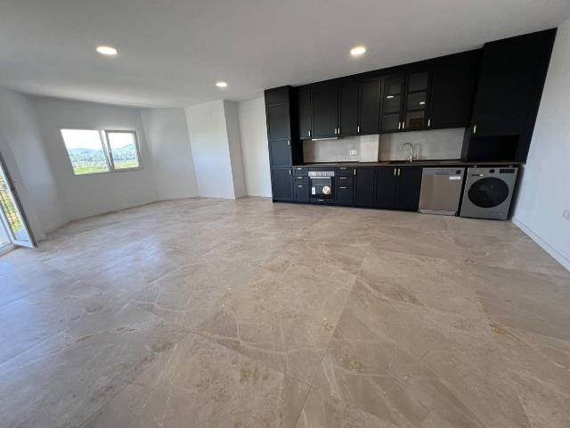 Piso en venta en Ador, València / Valencia