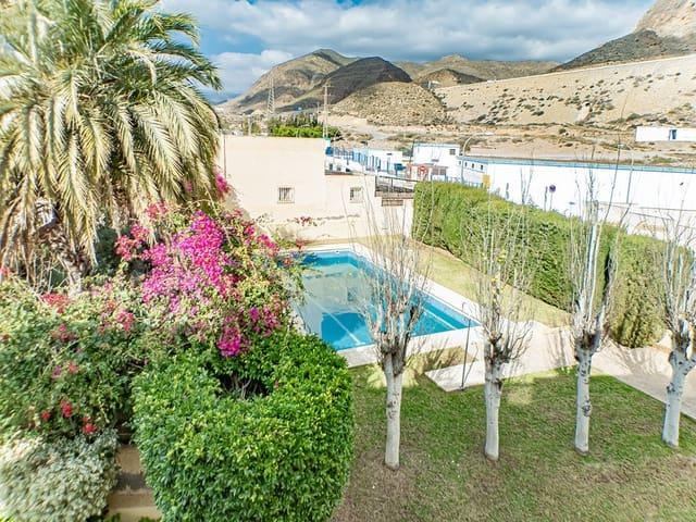 Piso en venta en Aguadulce