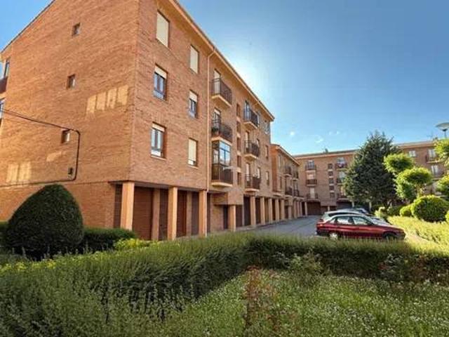Piso en venta en Barrio de Jóse Gómez Briz, Aguilar De Campoo