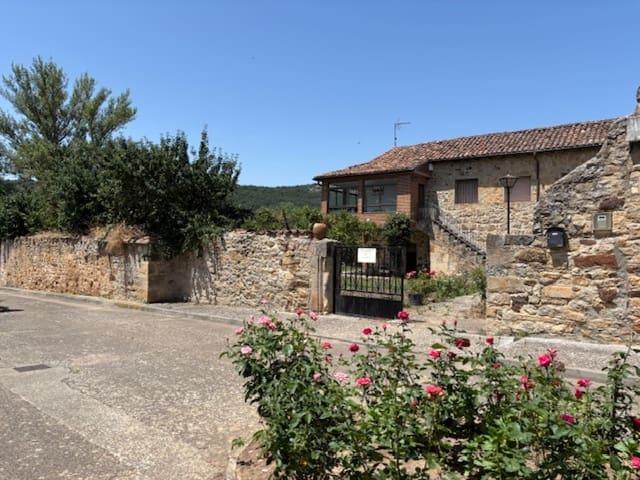 Chalet en venta en Aguilar De Campoo, Castilla y León