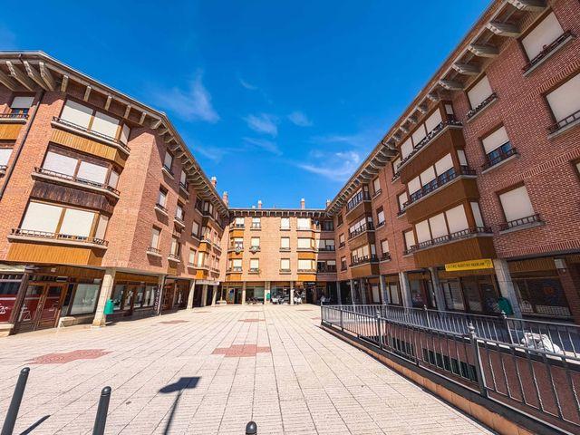 Piso en venta en Aguilar de Campoo, Palencia