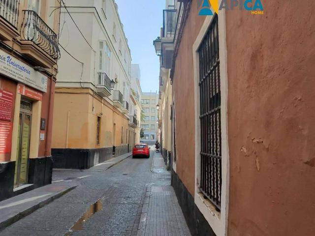 Piso en venta en Cádiz, Santa María