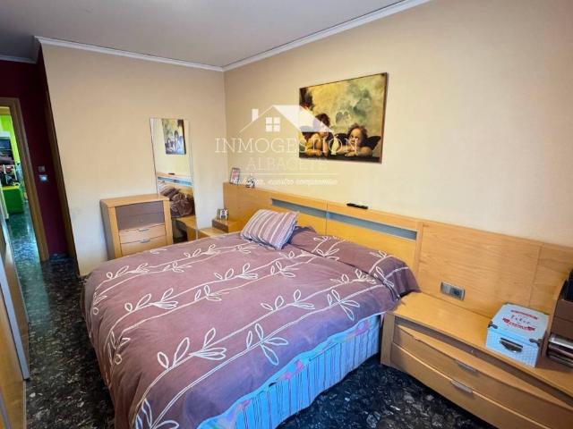 Piso en venta en Distrito 5, Albacete