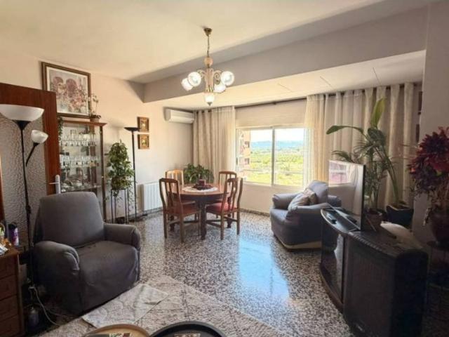 Piso en venta en Alberic, València / Valencia