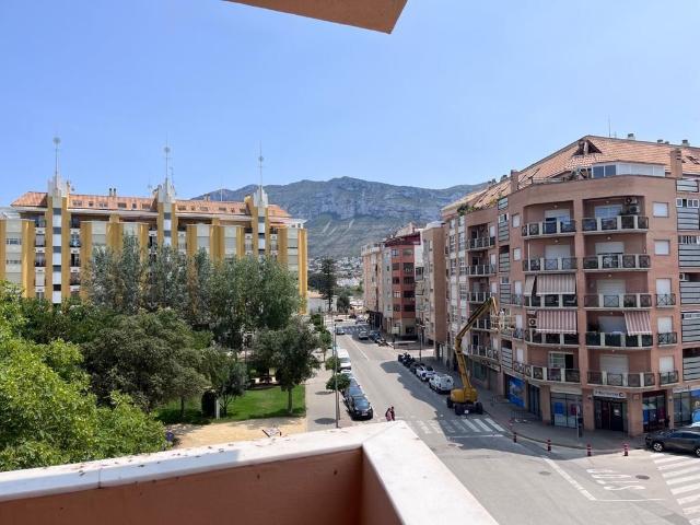 Piso en venta en Dénia, Barri Port / Centro