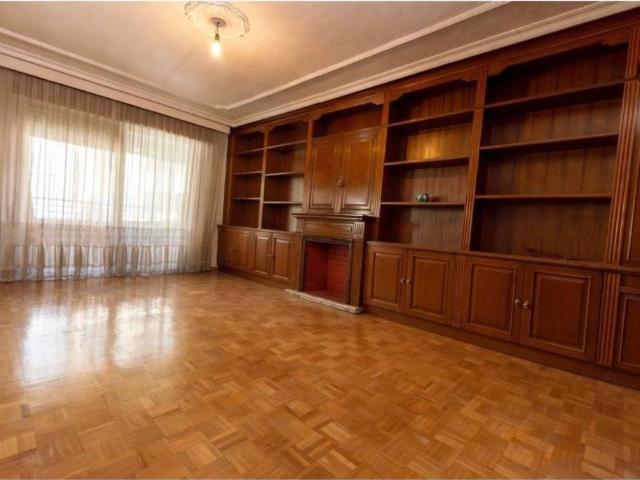 Piso en venta en Alcalá De Henares, Madrid