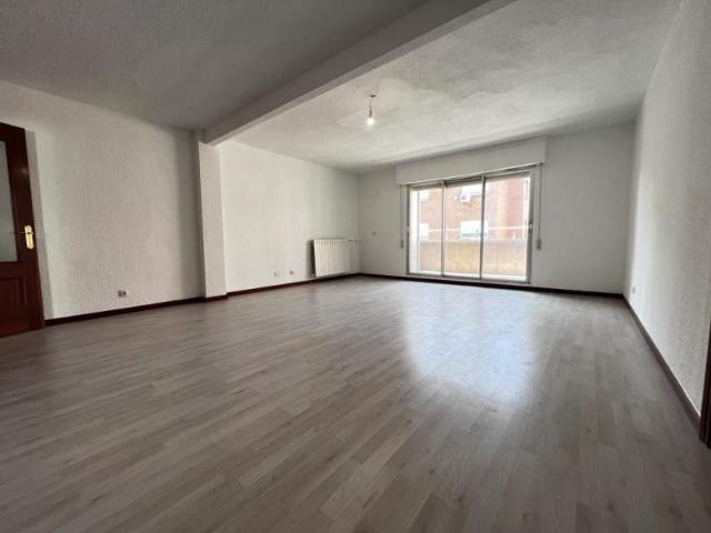 Piso en venta en Distrito II, Alcalá De Henares