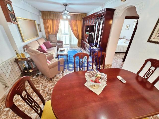 Piso en venta en Distrito I, Alcalá De Henares