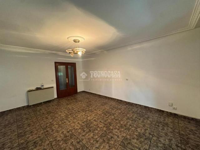 Piso en venta en Distrito I, Alcalá De Henares