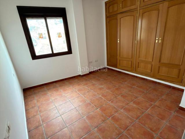 Piso en venta en Alcaucín, Málaga