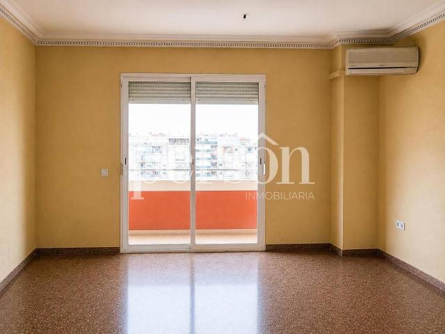 Piso en venta en l'Horta Sud, Valencia