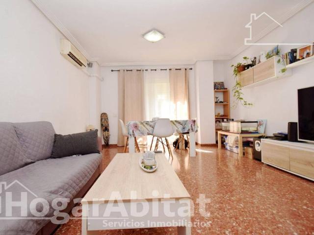Piso en venta en Aldaia, València / Valencia