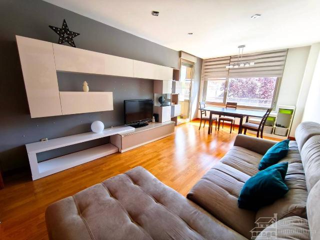 Piso en venta en Los Hoyos, Aldeatejada