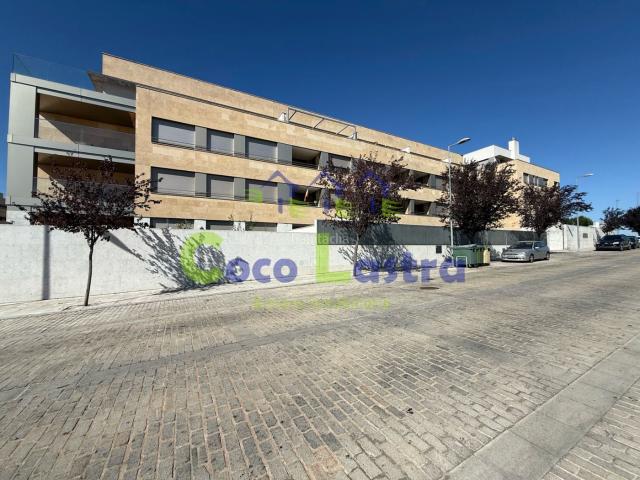 Piso en venta en Los Hoyos, Aldeatejada