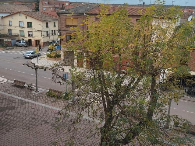 Piso en venta en Alesanco, La Rioja