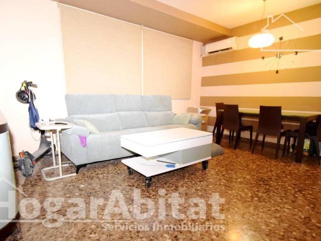 Piso en venta en l'Horta Sud, Valencia