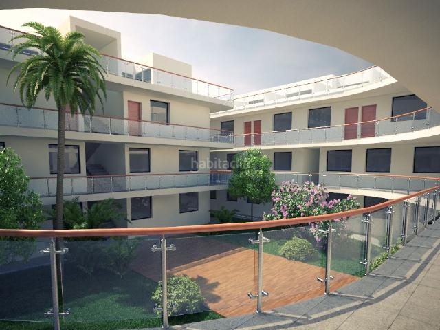 Piso en venta en La Algaba, Andalucía