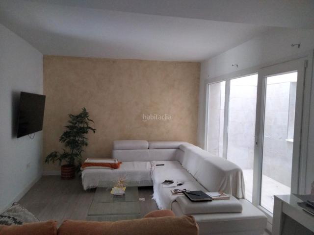 Piso en venta en La Algaba, Andalucía
