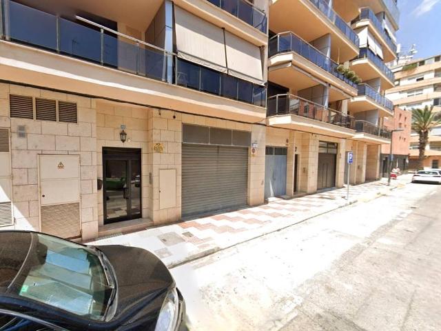 Piso en venta en Algemesí, el Raval