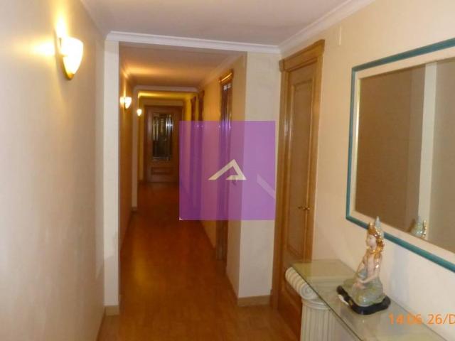 Piso en venta en Algemesí, el Raval