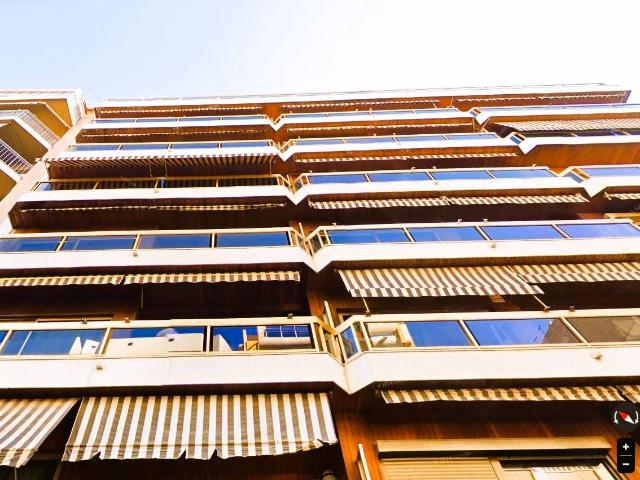 Piso en venta en Algemesí, el Raval