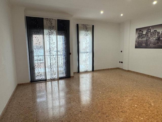 Piso en venta en la Ribera Alta, Valencia
